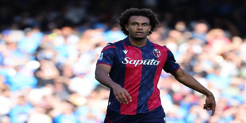 Có nhiều tin đồn cho rằng tiền đạo người Hà Lan sẽ rời khỏi sân Old Trafford