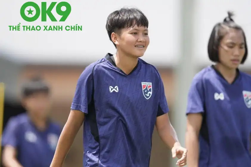 Natcha Kaew Anta phân tích kỹ tuyển VN (Ảnh: FAT) Natcha Kaew Anta phân tích kỹ tuyển VN (Ảnh: FAT)