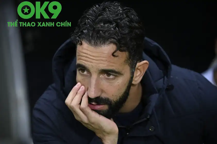 Tương lai của Ruben Amorim đang là dấu hỏi lớn trong thời điểm hiện tại. Ảnh: The Sun Tương lai của Ruben Amorim đang là dấu hỏi lớn trong thời điểm hiện tại. Ảnh: The Sun